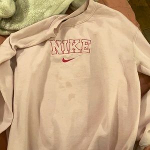offbrand nike embroidered sweatshirt.